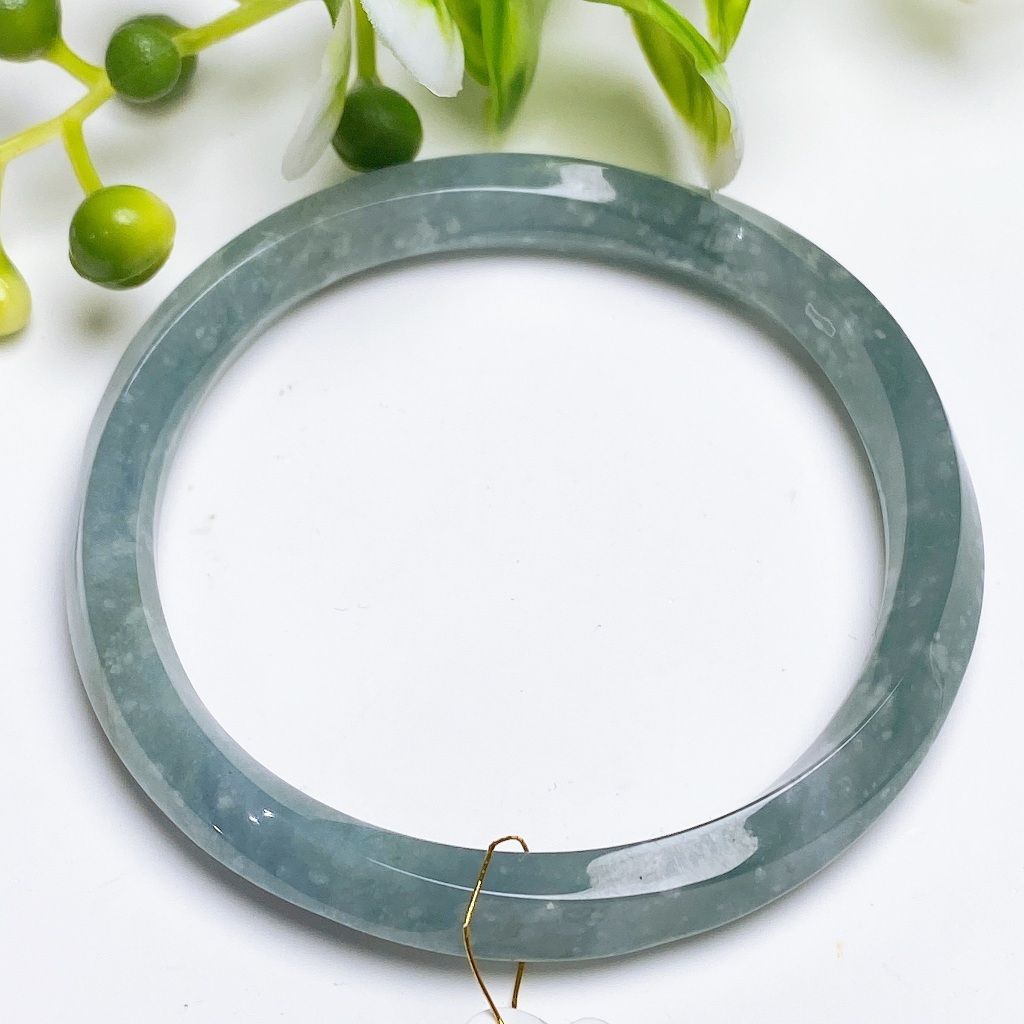 tw-11134207-7ra0l-mcrgvo8mdsu8e1