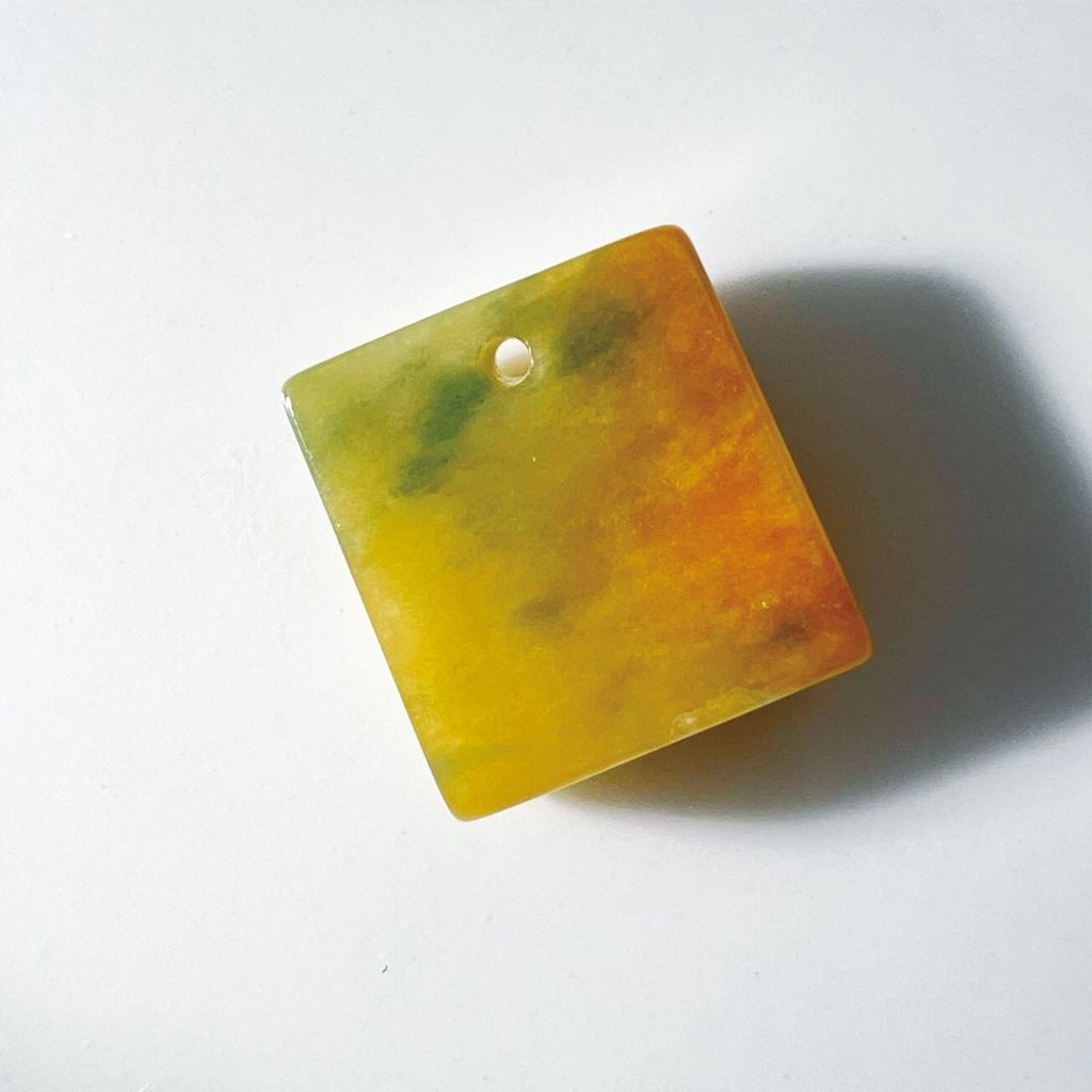 tw-11134207-7ra0k-mcvn86gymiio8e