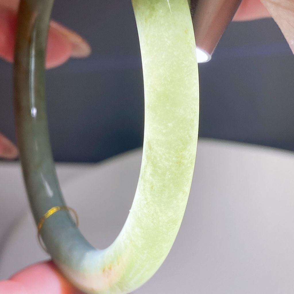 tw-11134207-81ztk-meqsy8bq0ufa5d