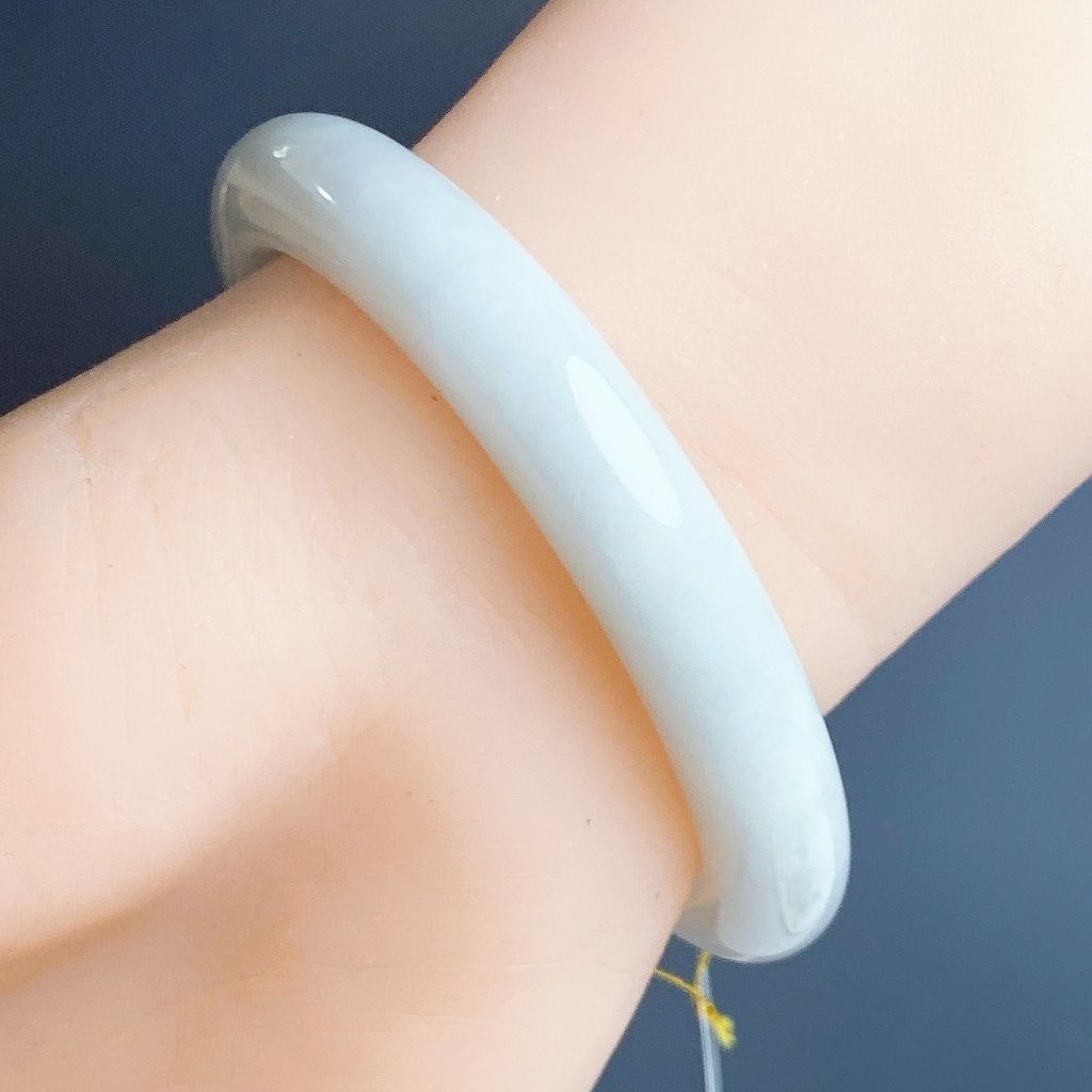 tw-11134207-81ztm-meqt64dxh4w7cf