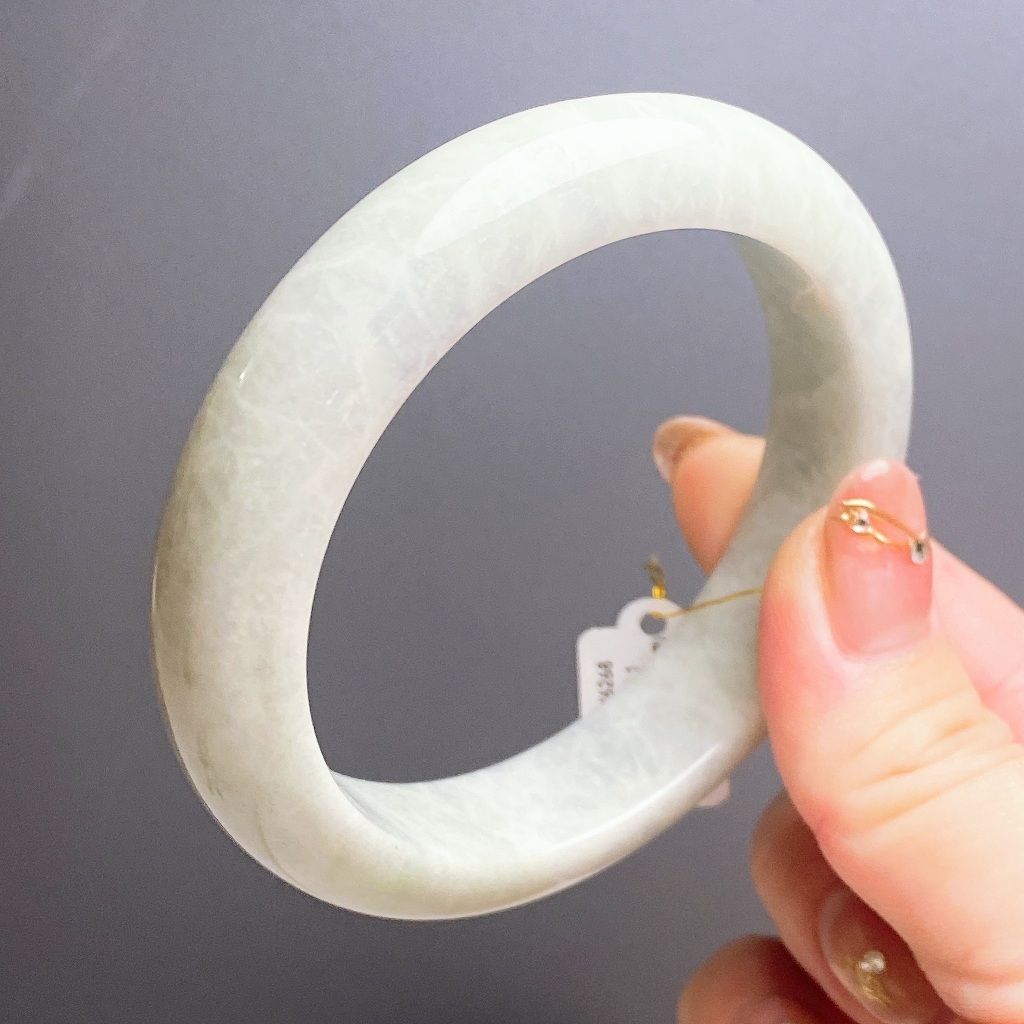 tw-11134207-81ztg-meqvayp3hips87