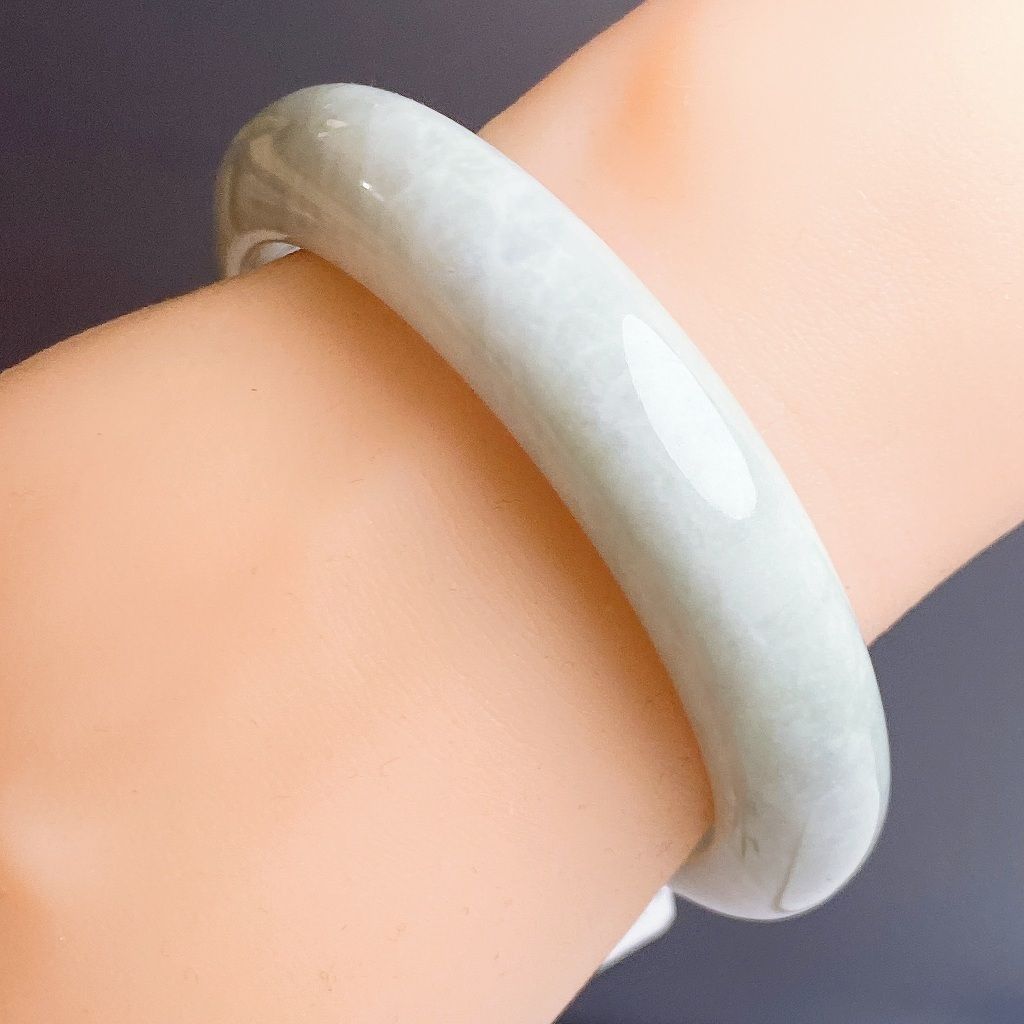 tw-11134207-81ztp-meqvayqb6qrq3c