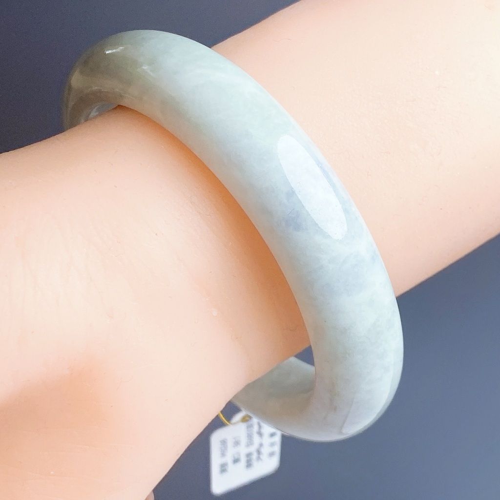 tw-11134207-81ztf-meqvayp3vkec3e