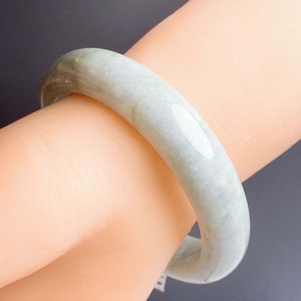 tw-11134207-81ztq-meqtdaj40m4n9b