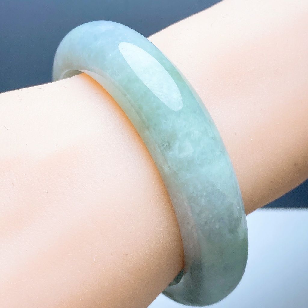 tw-11134207-81zti-mhq3xzla172db1