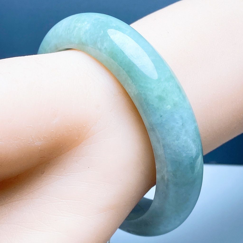 tw-11134207-81ztk-mhq3xzlbzfgo7b