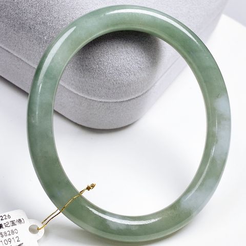 tw-11134207-81ztk-mhq1kv05mcxse8