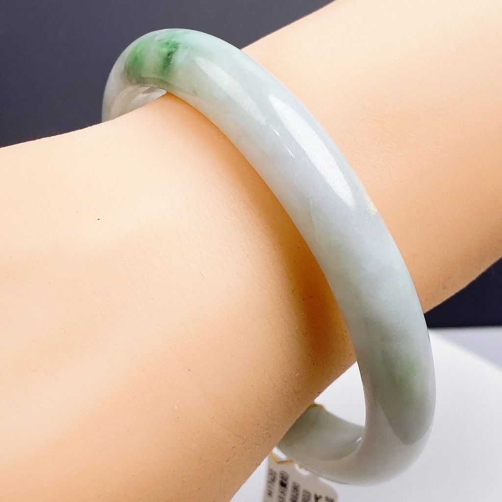 tw-11134207-81zti-mhq18yw5le6a3c