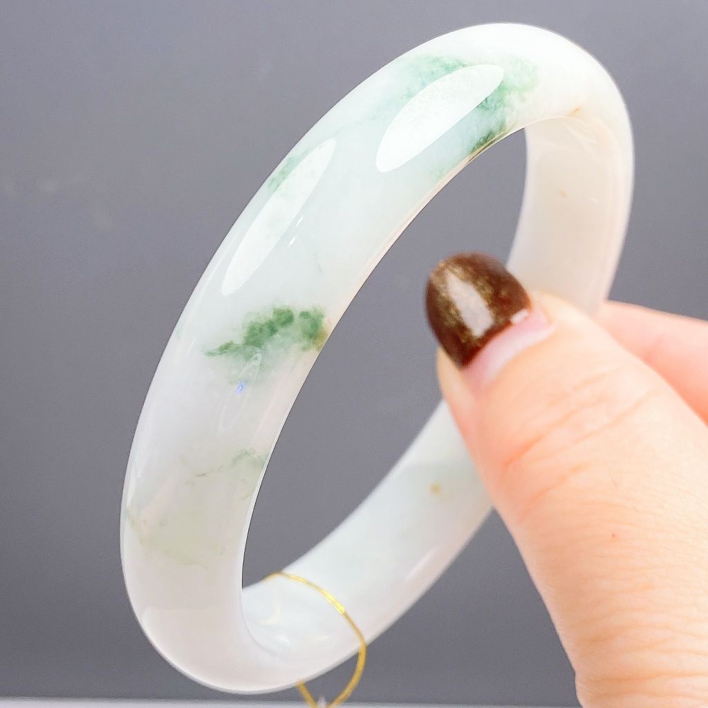 tw-11134207-81zth-mhrfh5yw6eq006