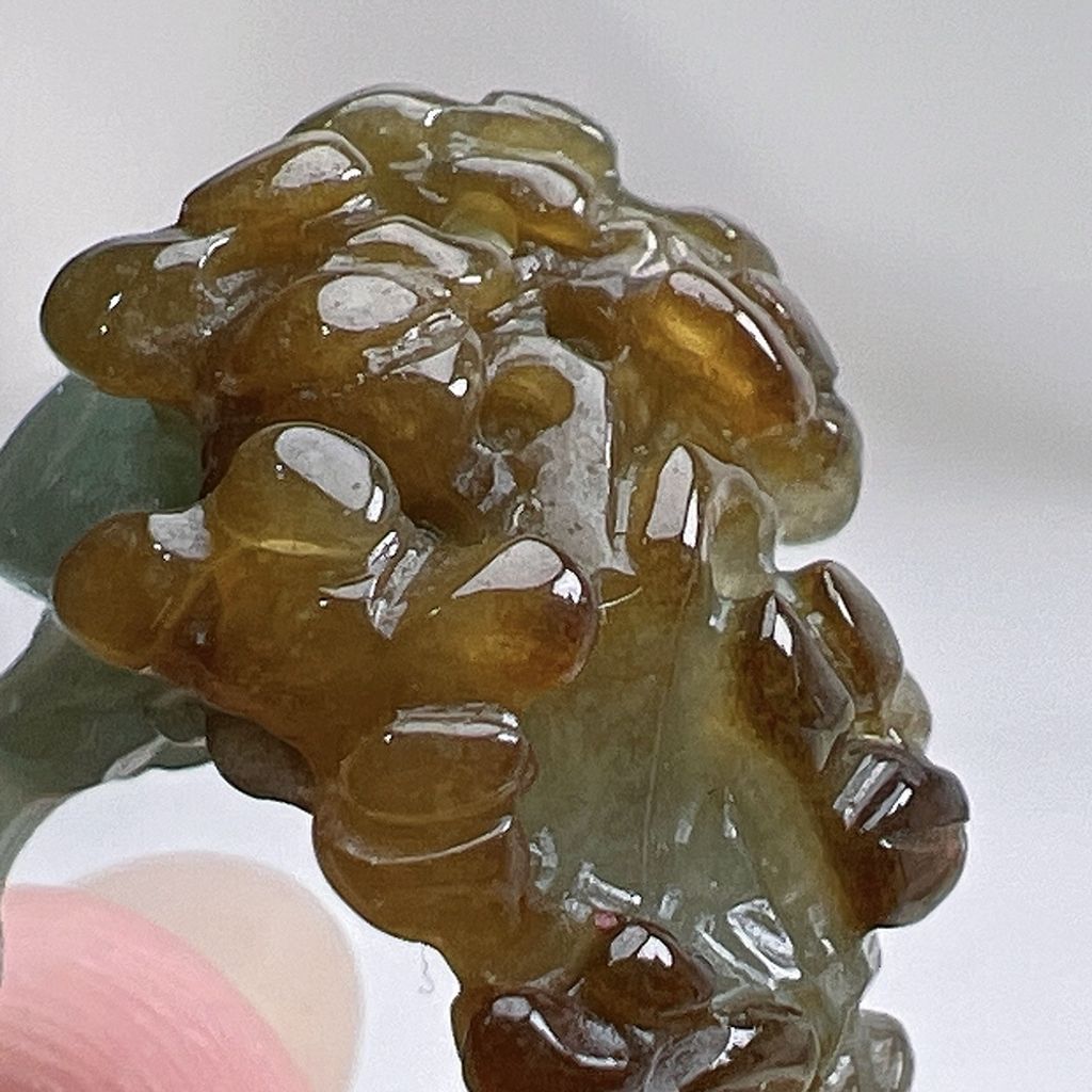 tw-11134207-81ztj-mi9zd3gyp6o2d8