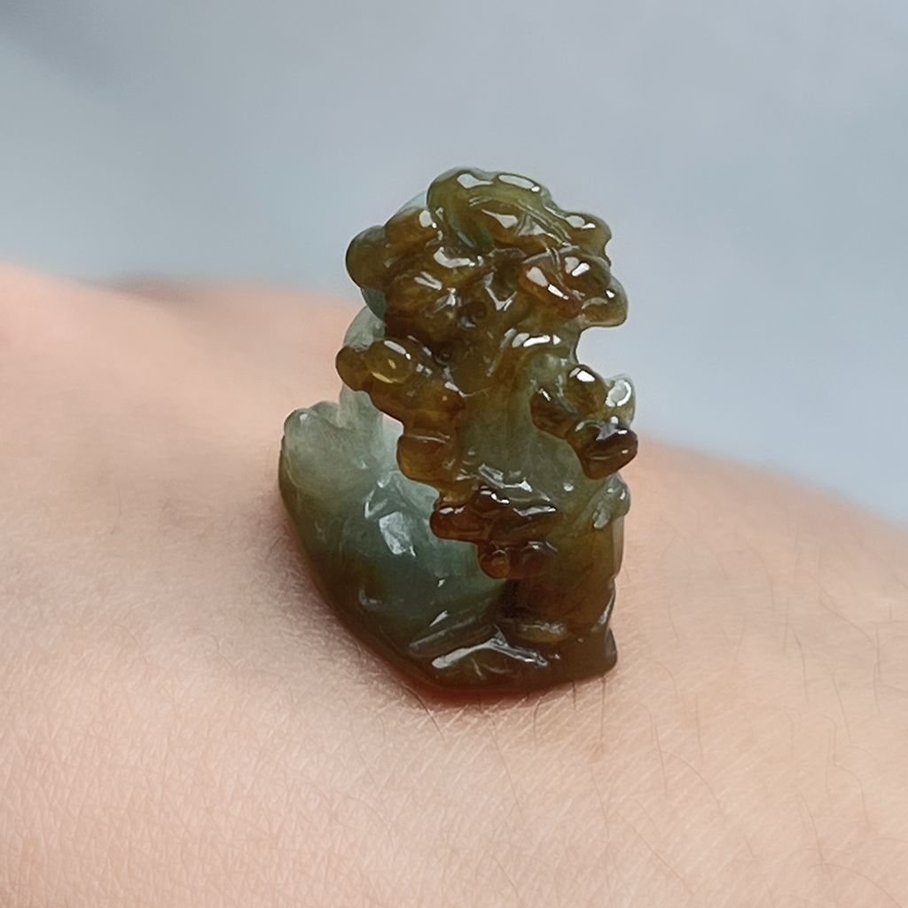 tw-11134207-81zth-mi9zd3goo6pu95