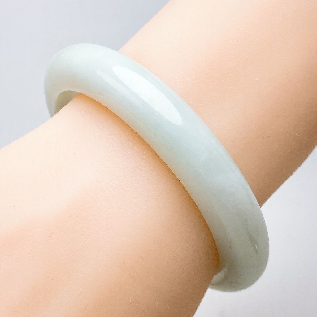 tw-11134207-81ztj-mib1w7tu8mwy50