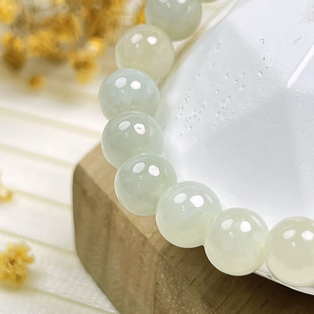 tw-11134207-81ztd-mj3lxt5zauiq9b