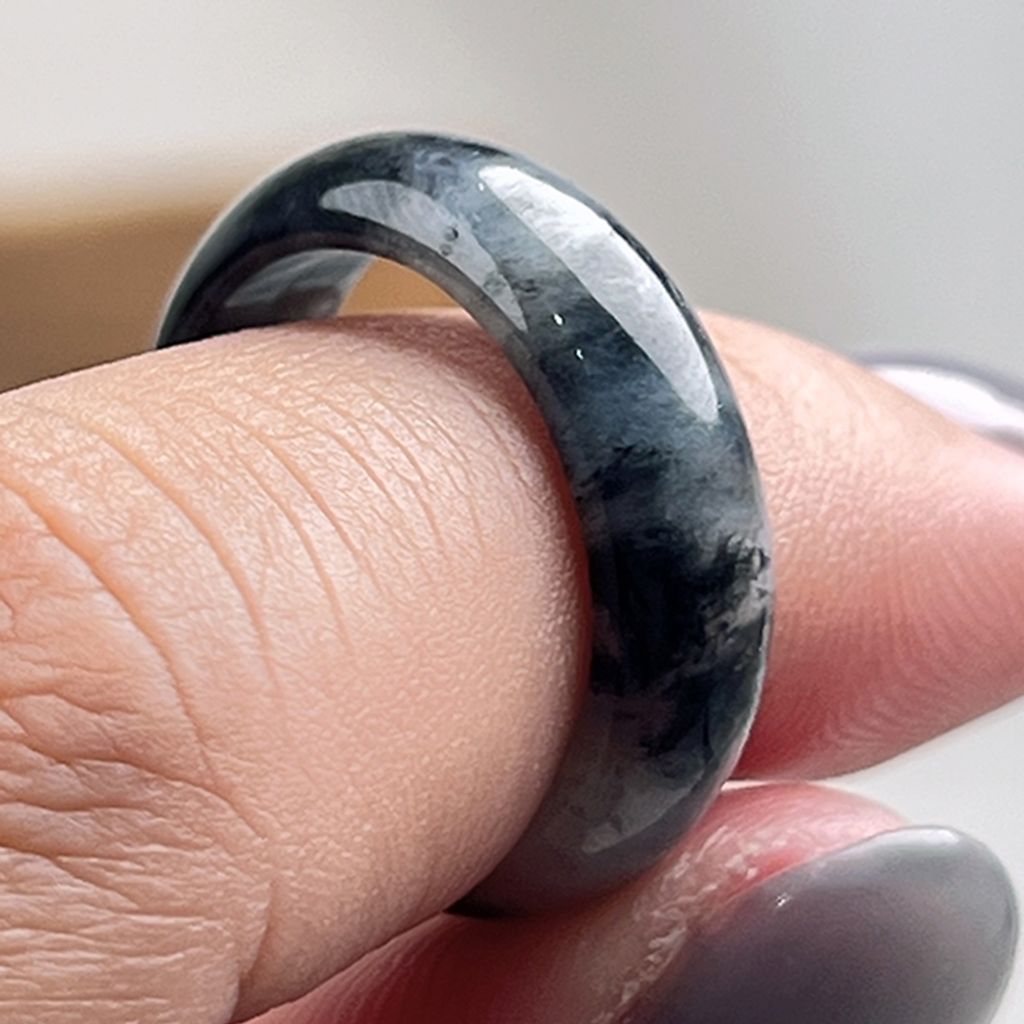 tw-11134207-81ztl-mj800e5smyh00a