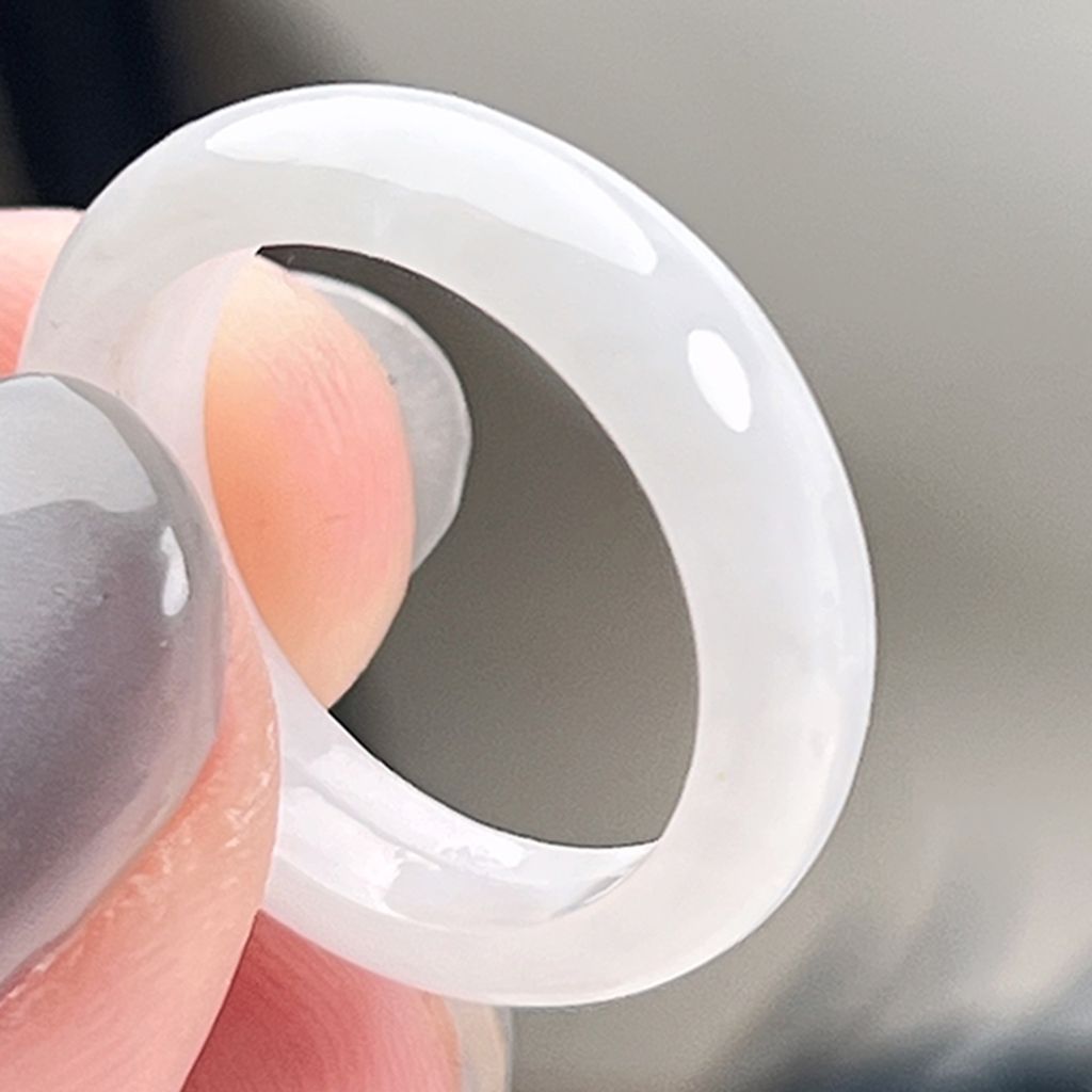 tw-11134207-81ztd-mj7y1b77zeo61c