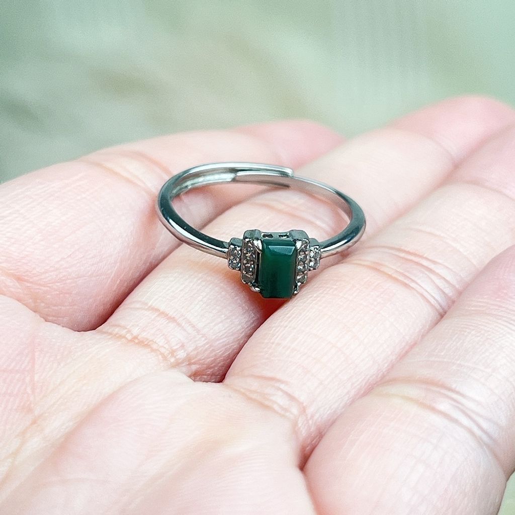 tw-11134207-81ztf-mjjm4qx60ow5b9