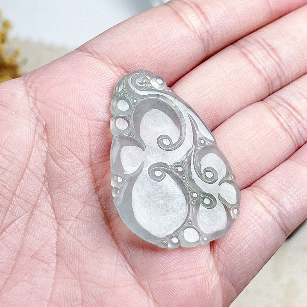 tw-11134207-81ztf-mjqgnuem0uf65d