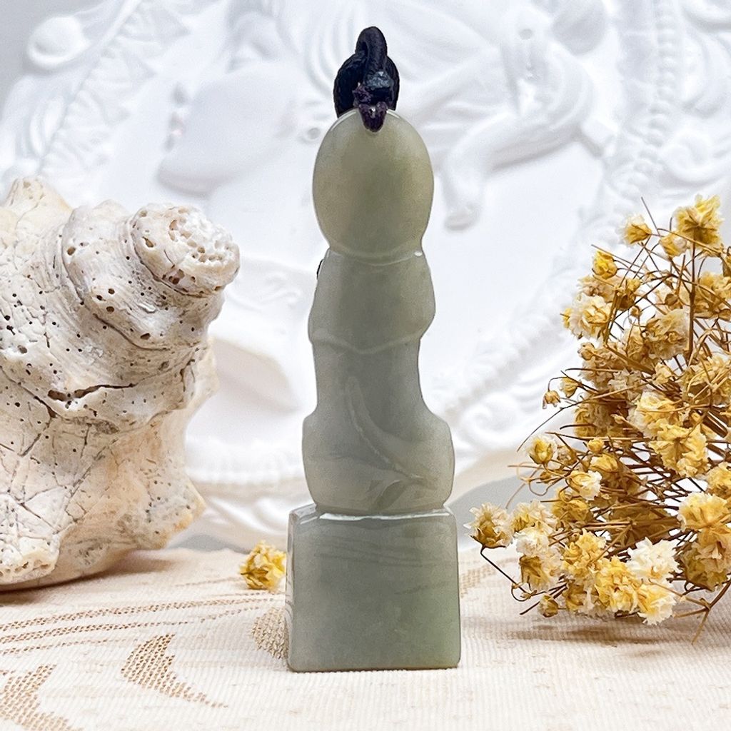 tw-11134207-81zth-mjqeq5dr5hqf9f