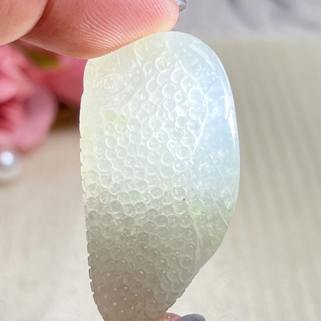 tw-11134207-81ztd-mjz3gi7sjeh073