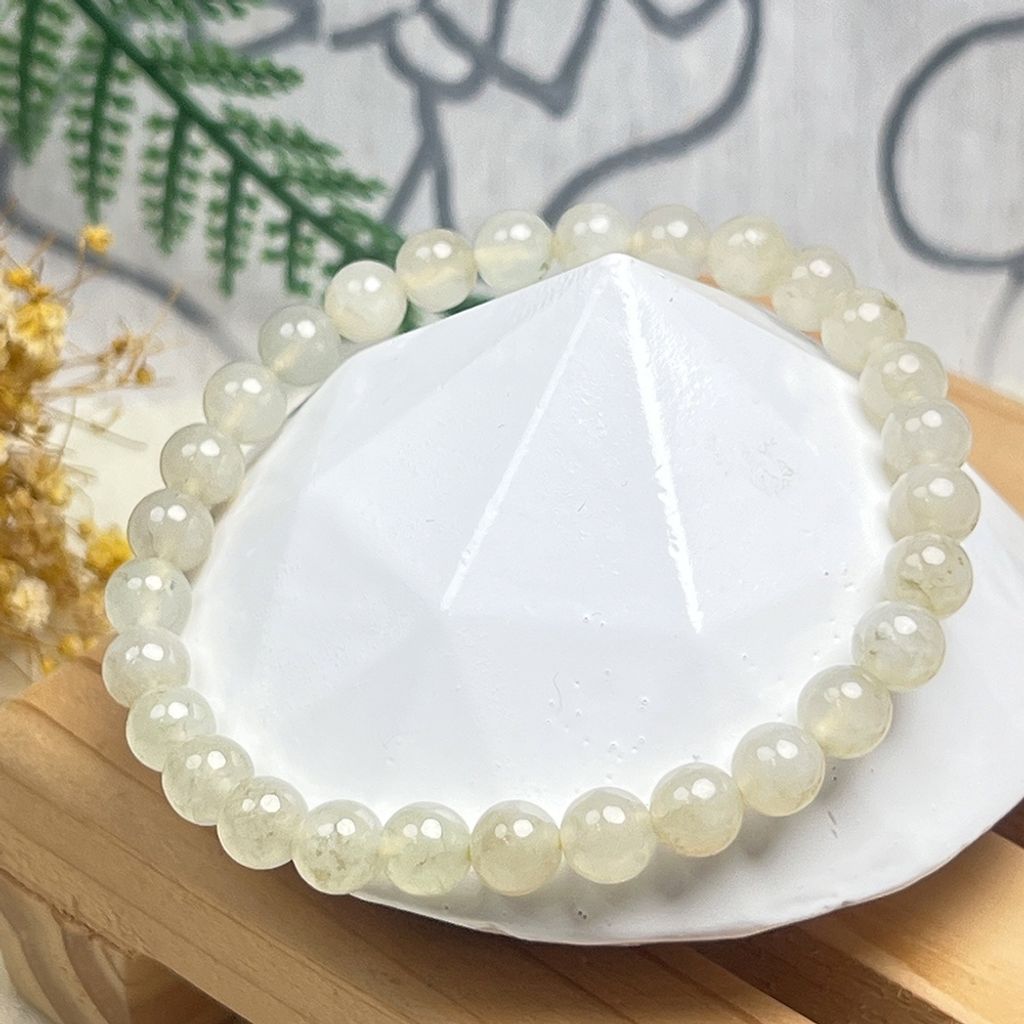 tw-11134207-820la-mk27gbyorchv89