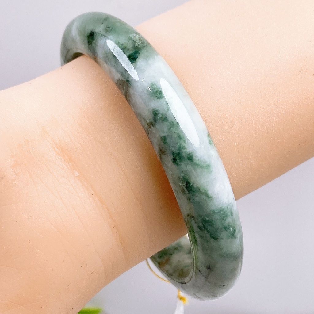 tw-11134207-820li-mk3illuy169y2c