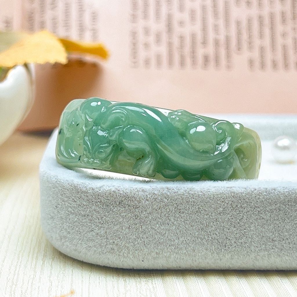 tw-11134207-820la-mkbuj2t7sao8d2