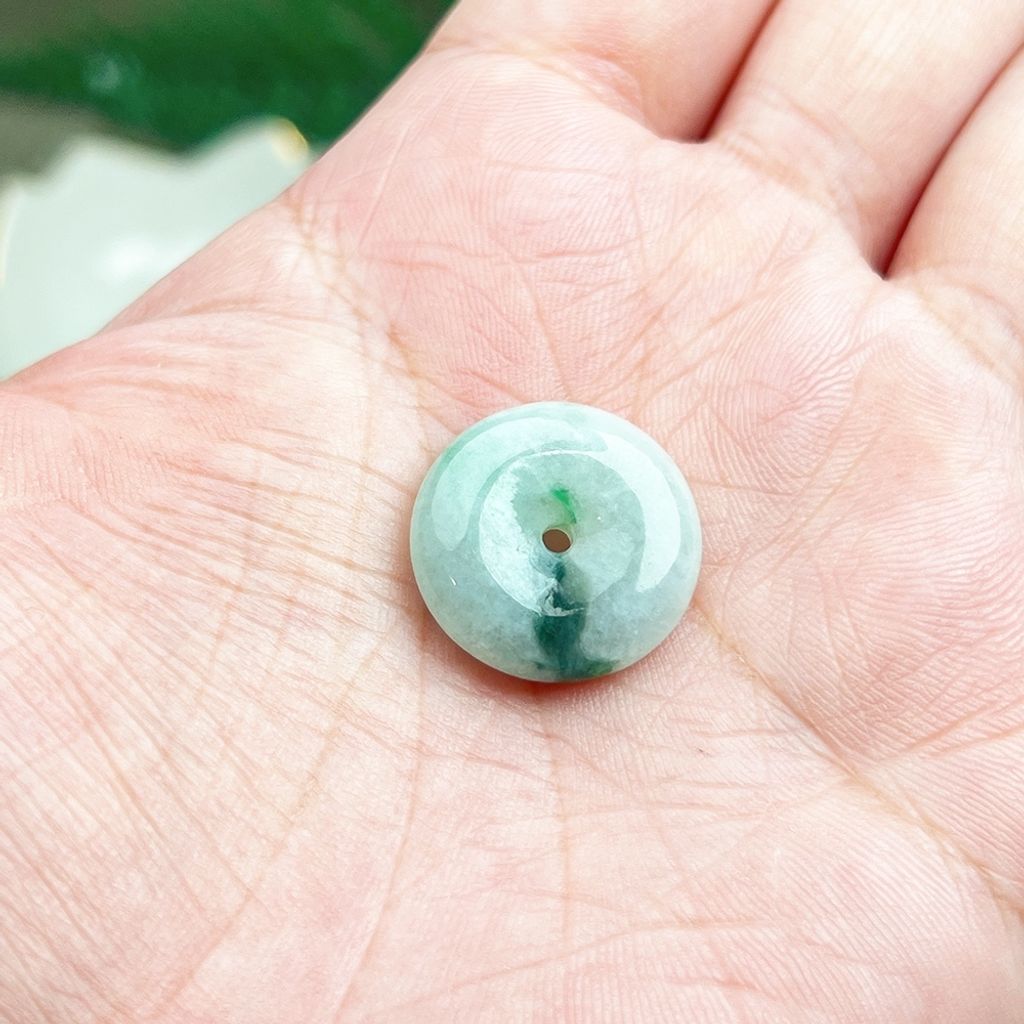 tw-11134207-820lf-mkj4khg3gkqv73