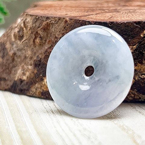 tw-11134207-820la-mkj31mlqc1ds7f