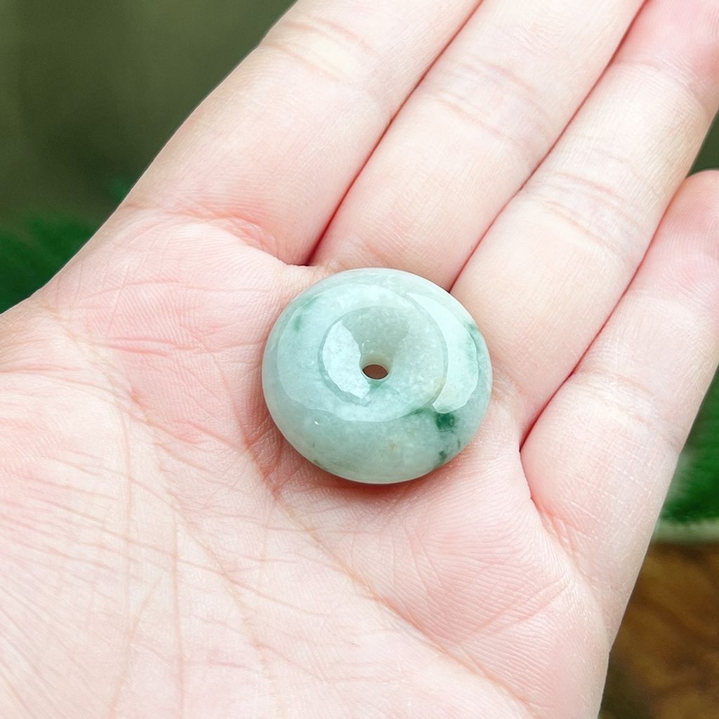 tw-11134207-820lg-mkj2o40mqkg7c9