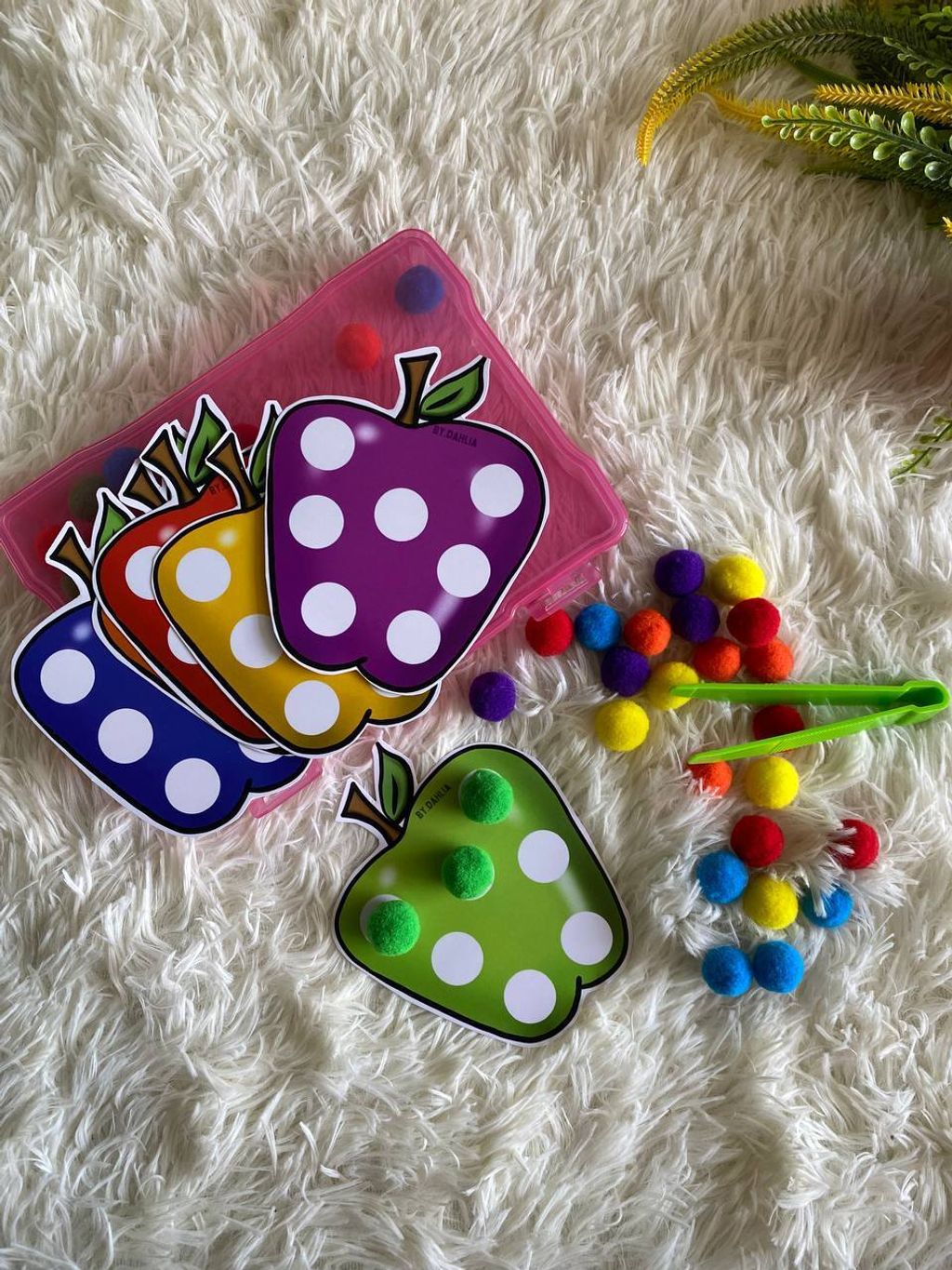 photo_6303049882419706629_y