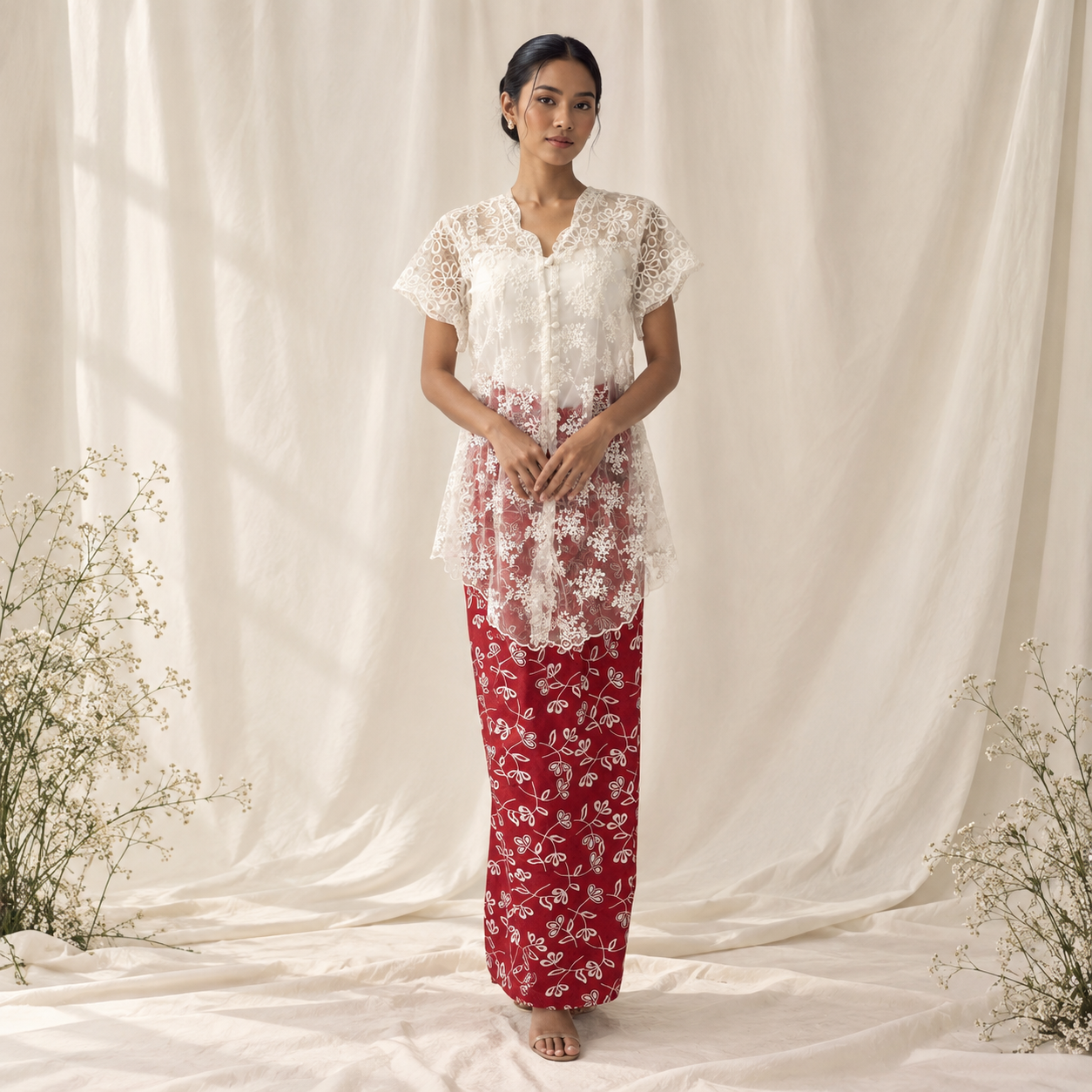 Elegant Lace Kebaya Portrait in Cream Studio