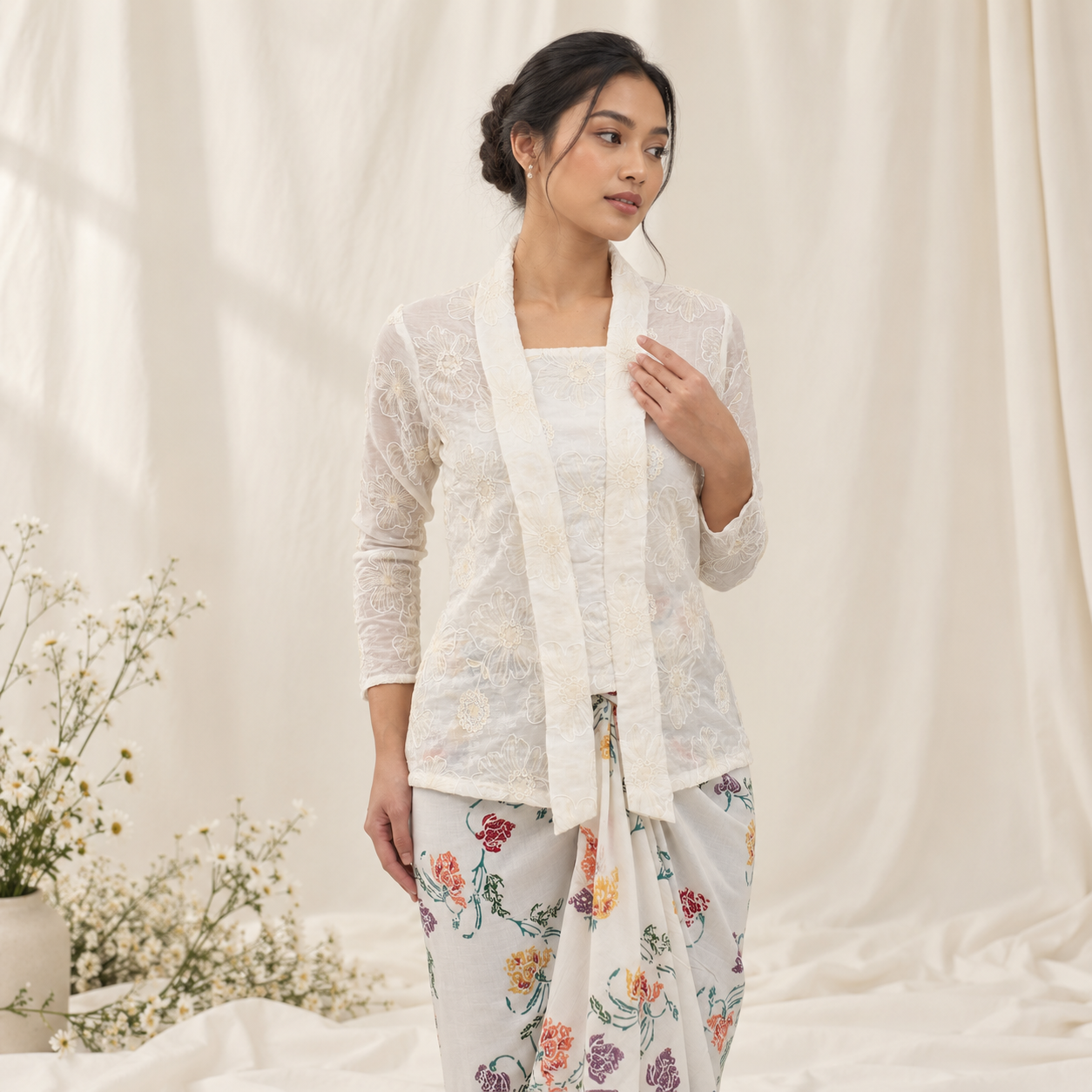 Elegant Ivory Kebaya Portrait (1)