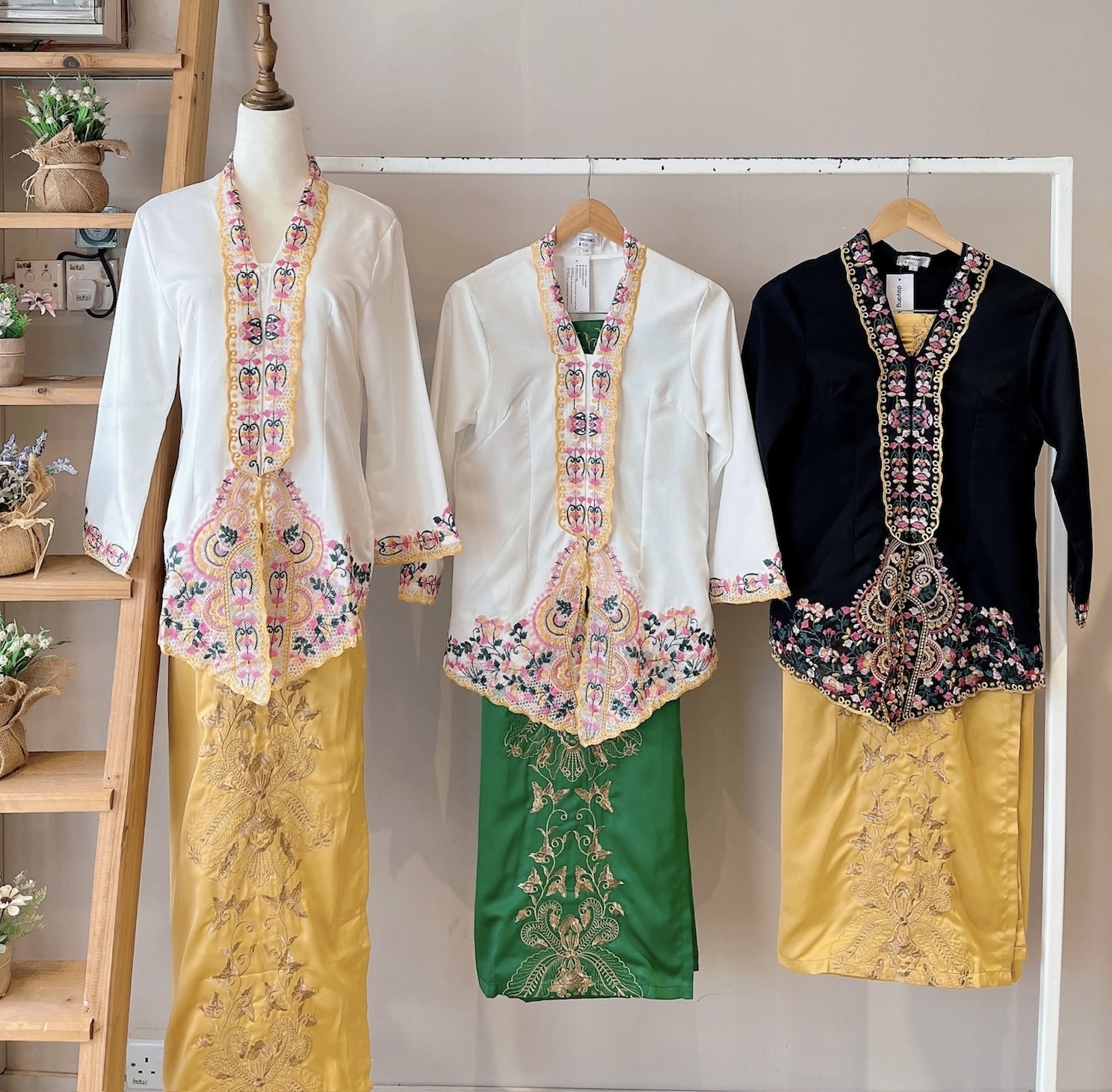 E7EC365F-69EA-4DAE-B015-DB07B004B5EF_1_201_a