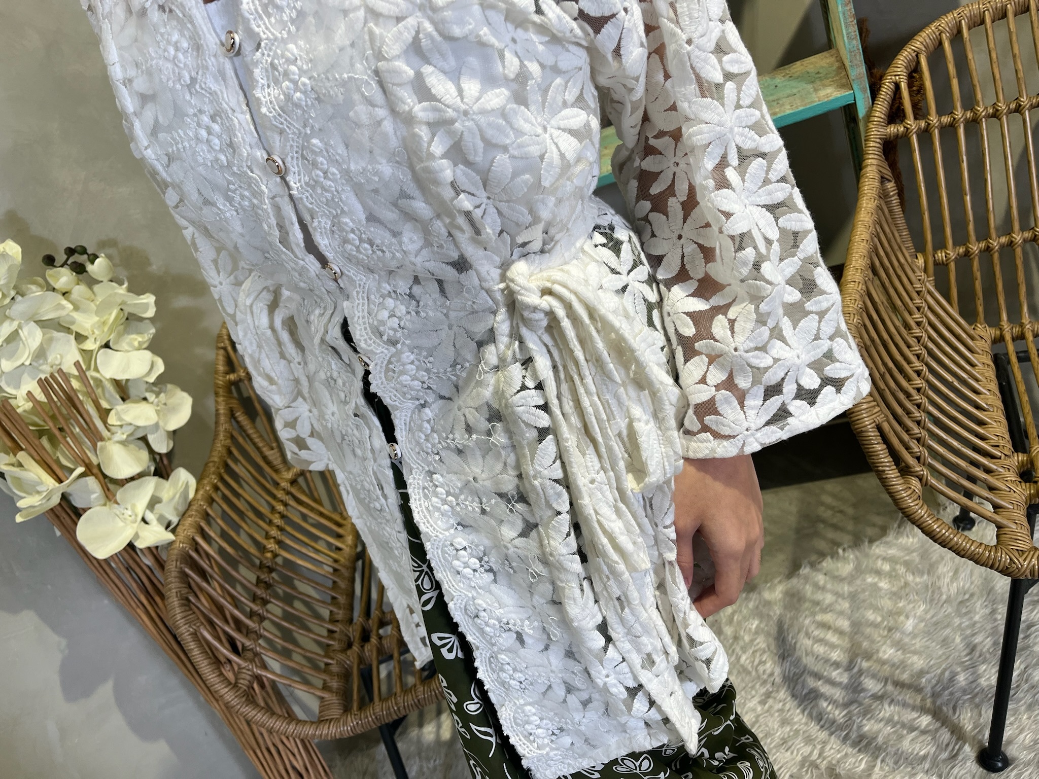 D35E8A49-288C-47C5-83E7-0C05E658D70F