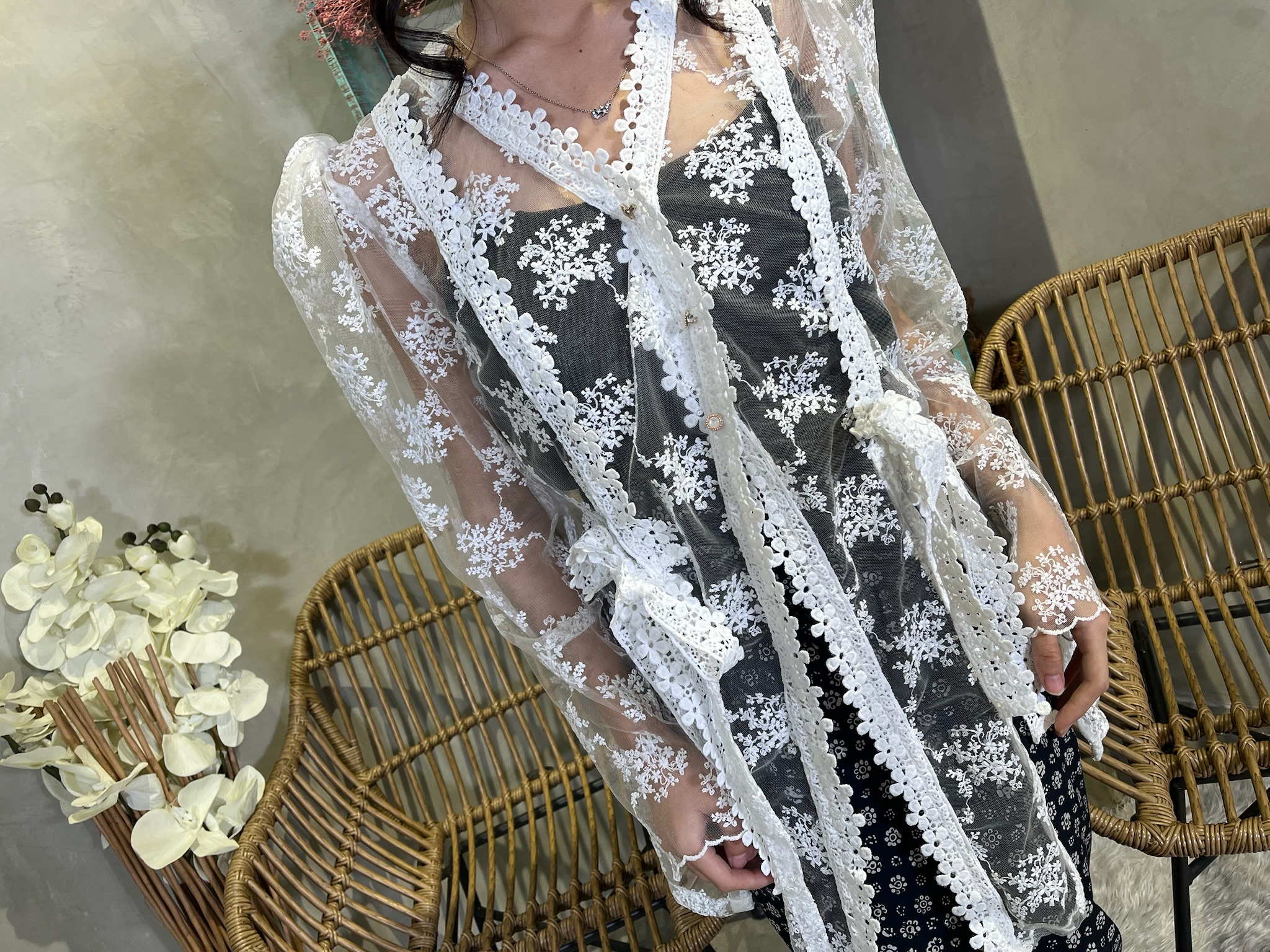 C83F9DEF-6A78-492B-888C-BBFB989E3A2E