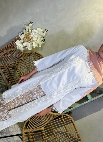 1E4486A9-F893-4C99-94C2-E4DE81467424_4_5005_c