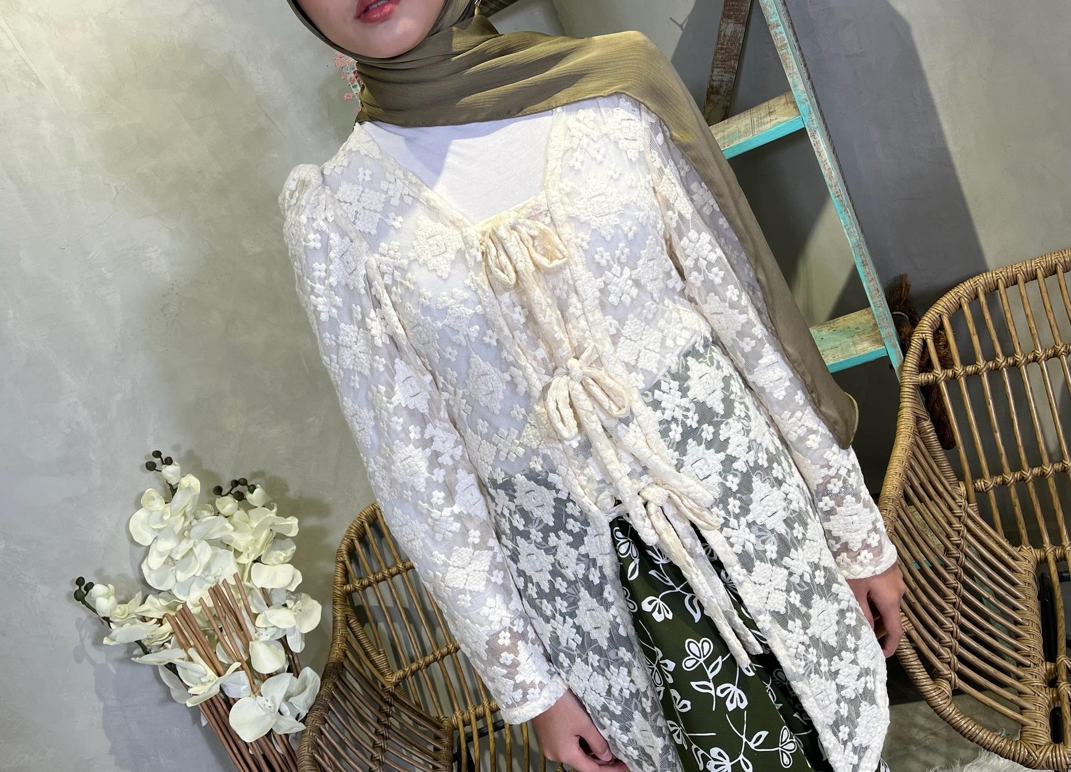 95B74464-5DCF-417F-A899-97C44F3342C8