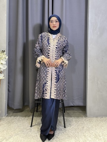 B54A4A33-3FF5-4504-8DFC-7B763E6F8C23_4_5005_c