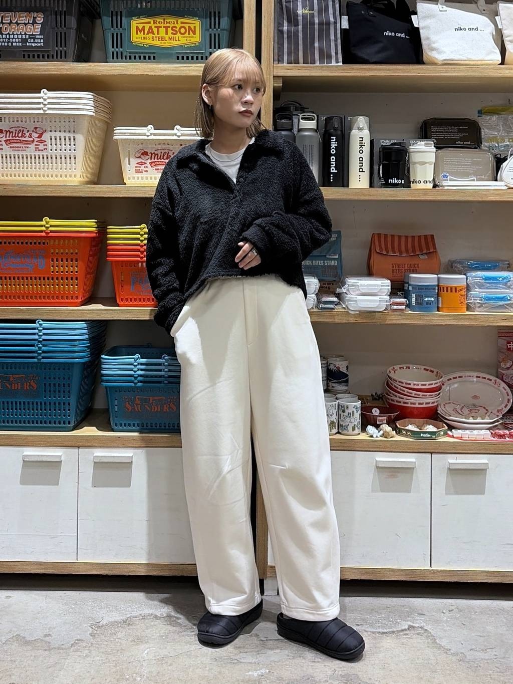 imgi_3_9782560_1_1764828459619_l