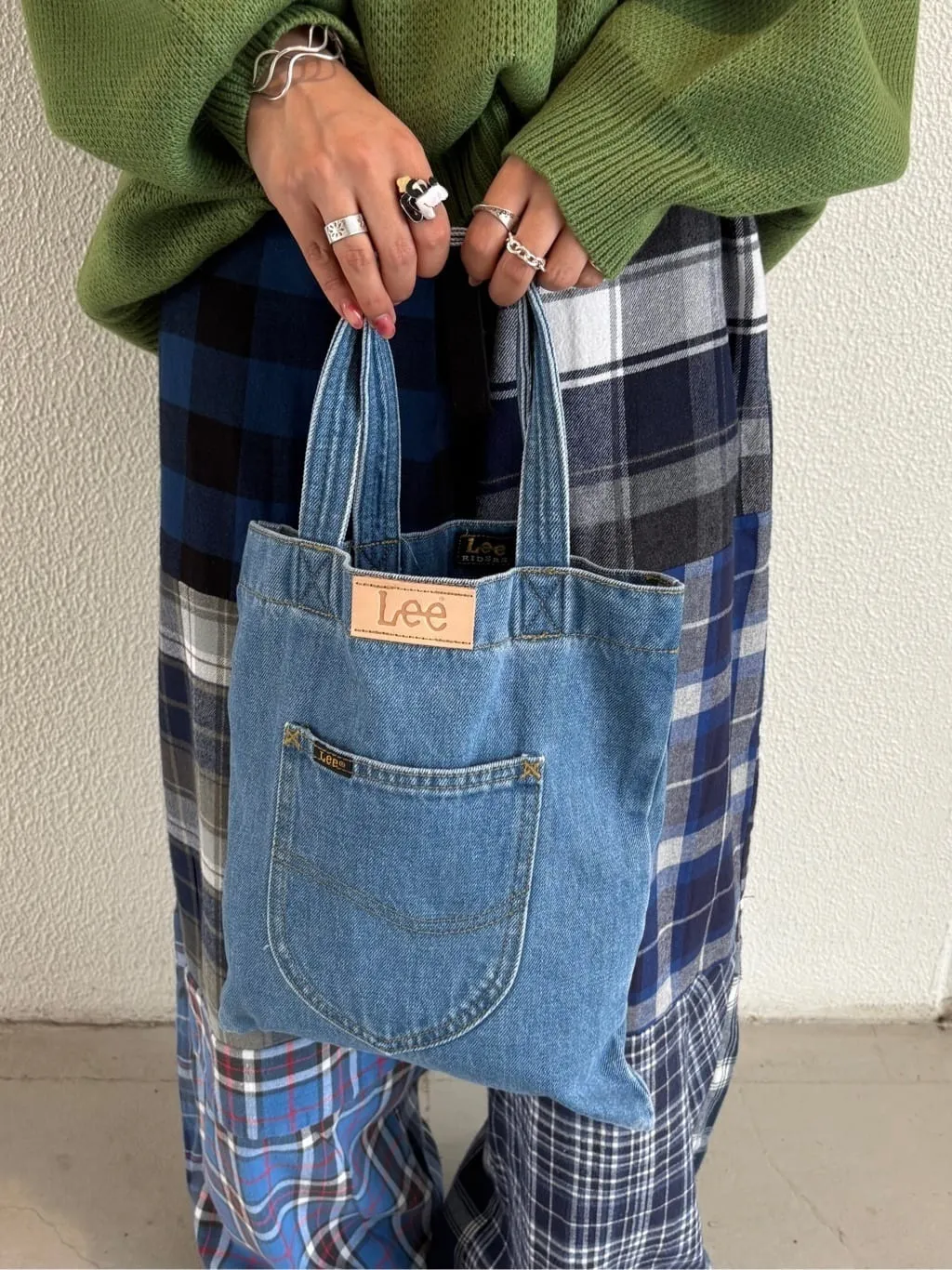 imgi_40_52a63de6c220917fa85f461d250c2254