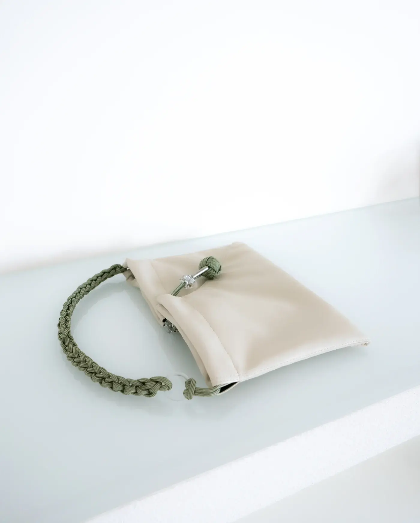 muunnsan-seasonal-twintote00-pacshot-milk-03_1400x