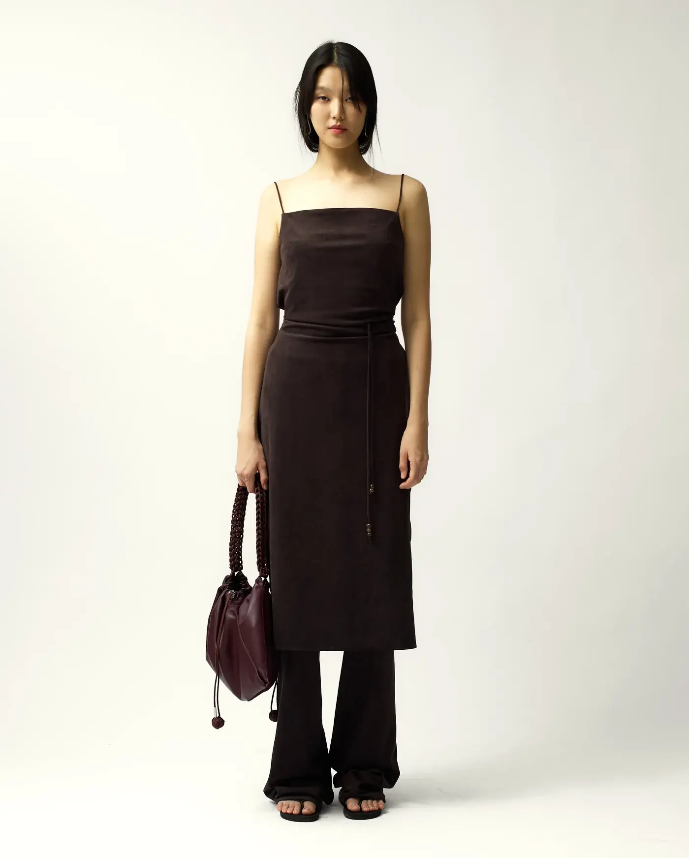 muunsan-seasonal25-twintote-visual-burgundy-04_1400x