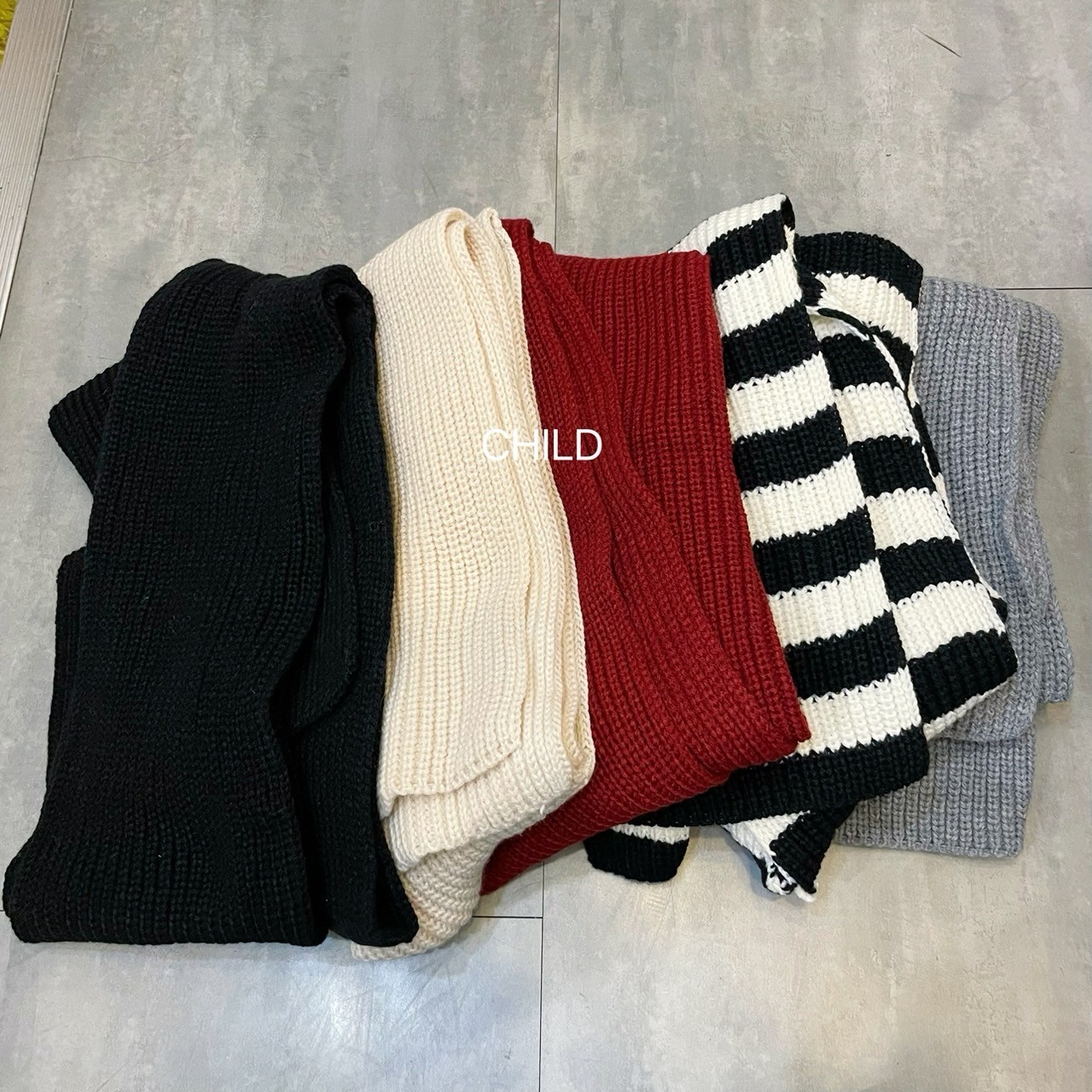 LINE_ALBUM_12-1平拍_241218_168