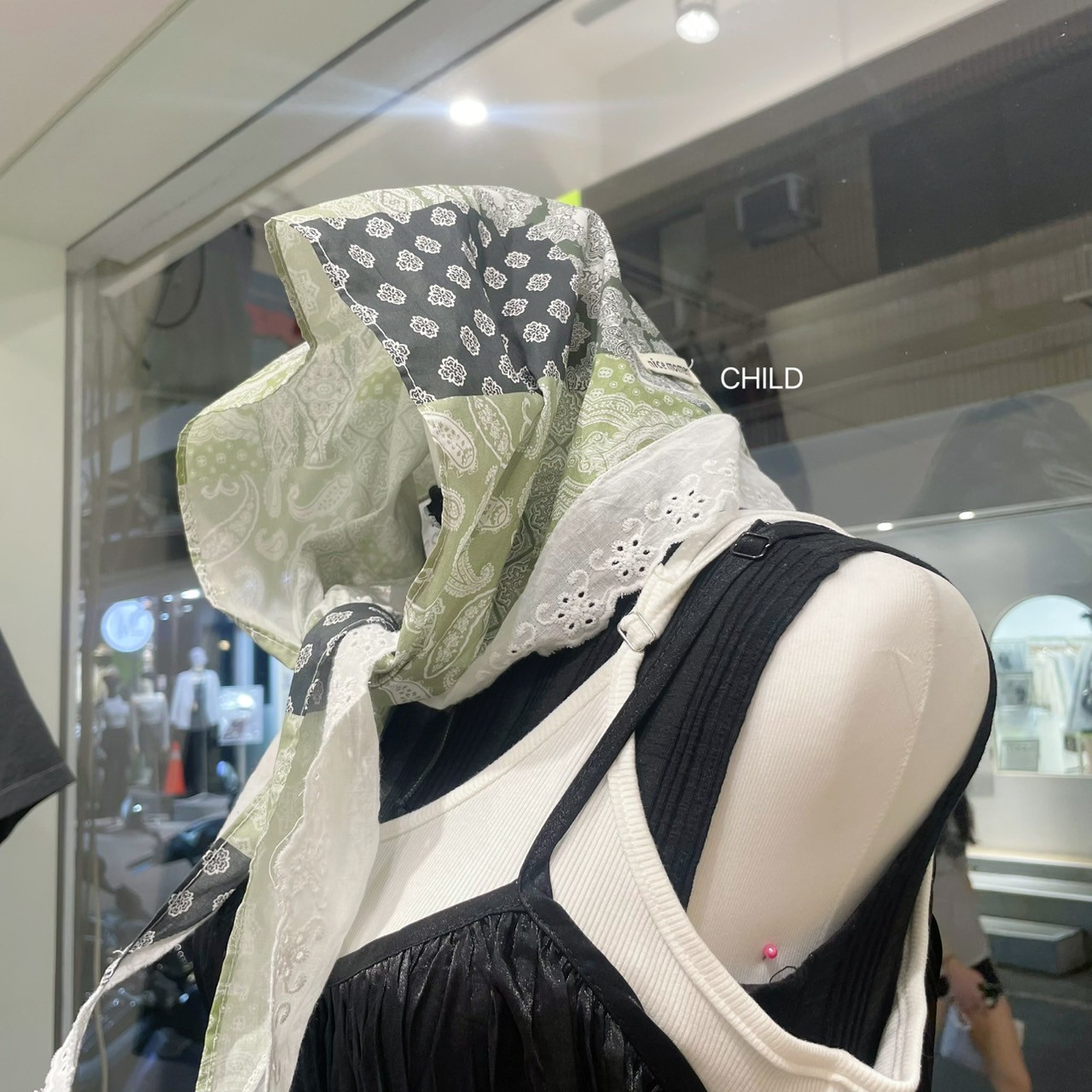 LINE_ALBUM_5-1平拍_250501_124