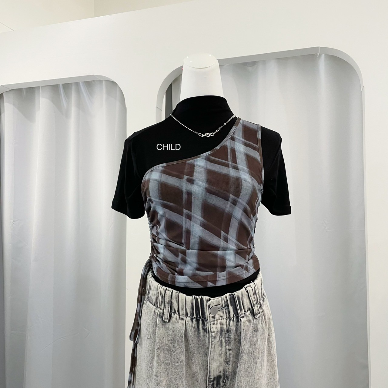 LINE_ALBUM_5-3新品平拍_250529_178