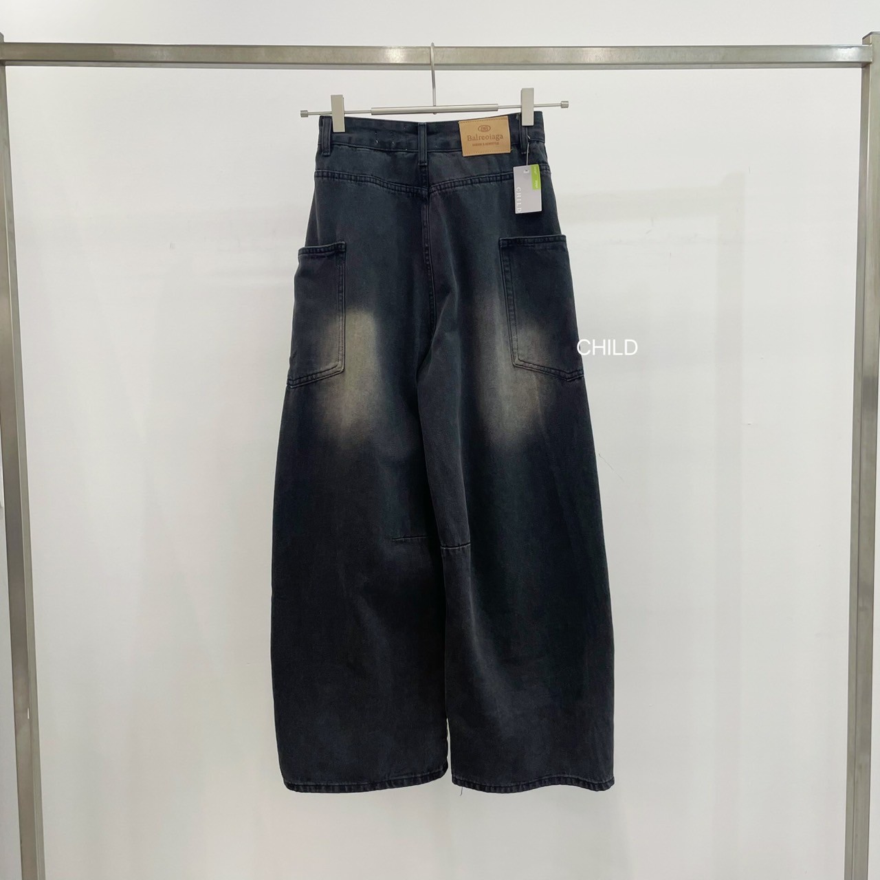 LINE_ALBUM_7-1平拍_250712_47