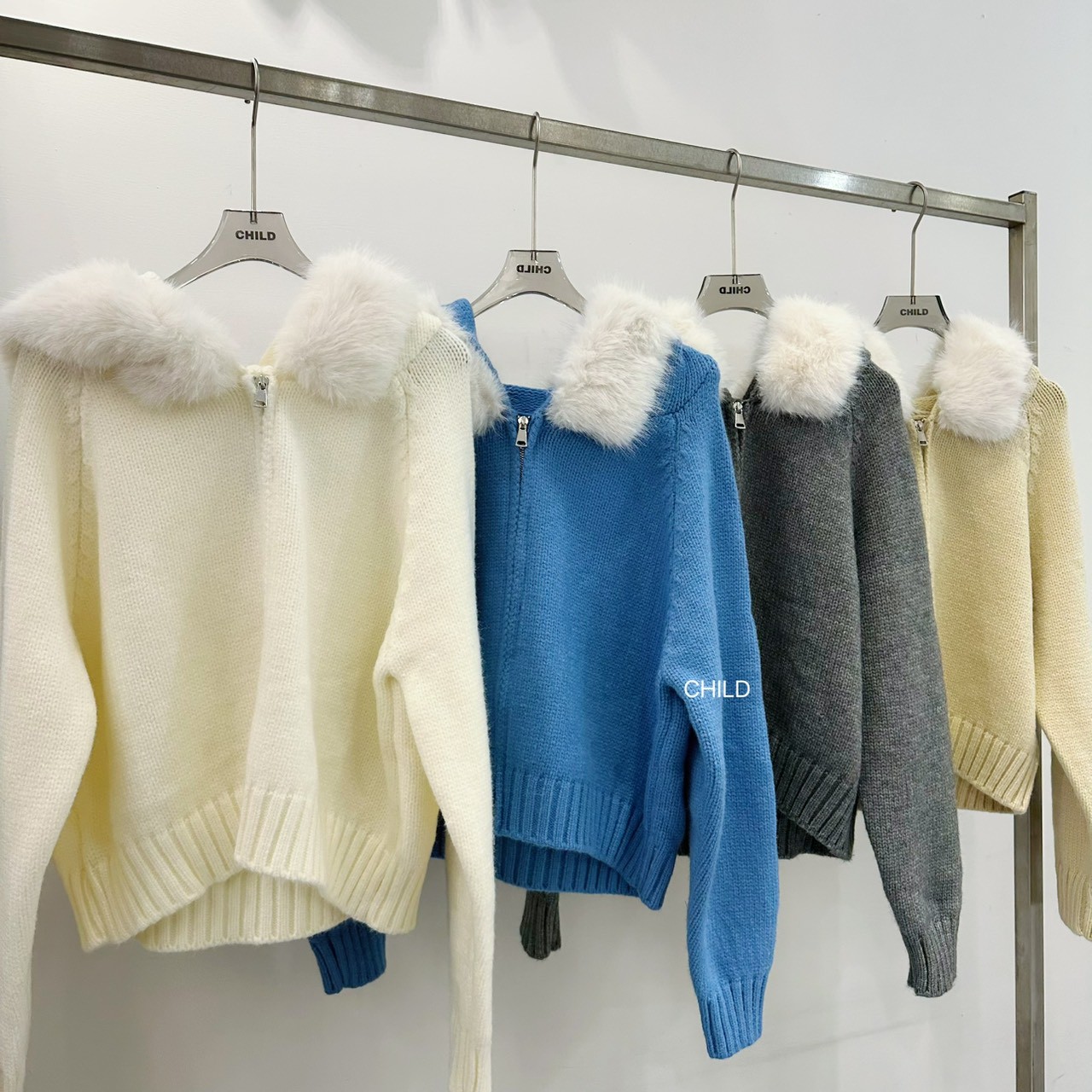 LINE_ALBUM_12-1小上新平拍_251206_49