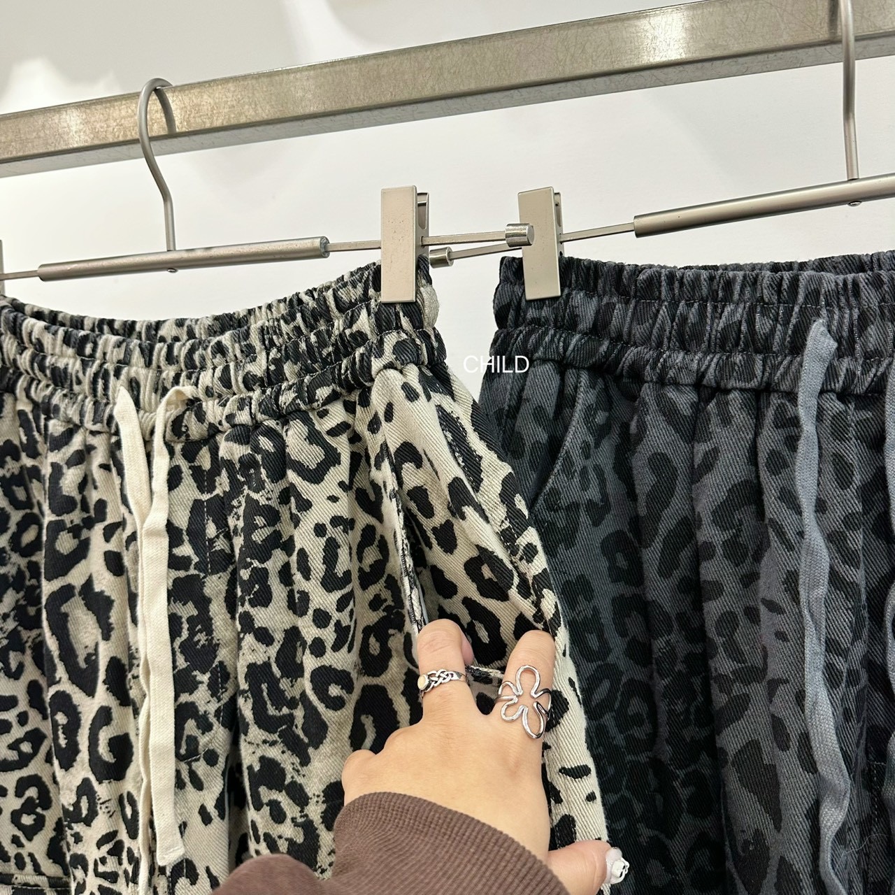 0B949EA5-1D33-4FCA-9669-5D7B4AEBB3CC