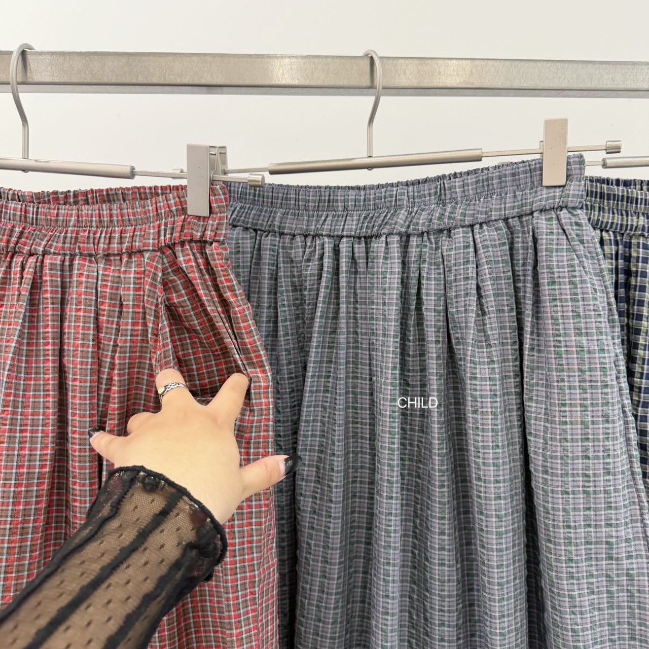 C23E11DF-EAC7-410C-A541-1E35FAB4BC48