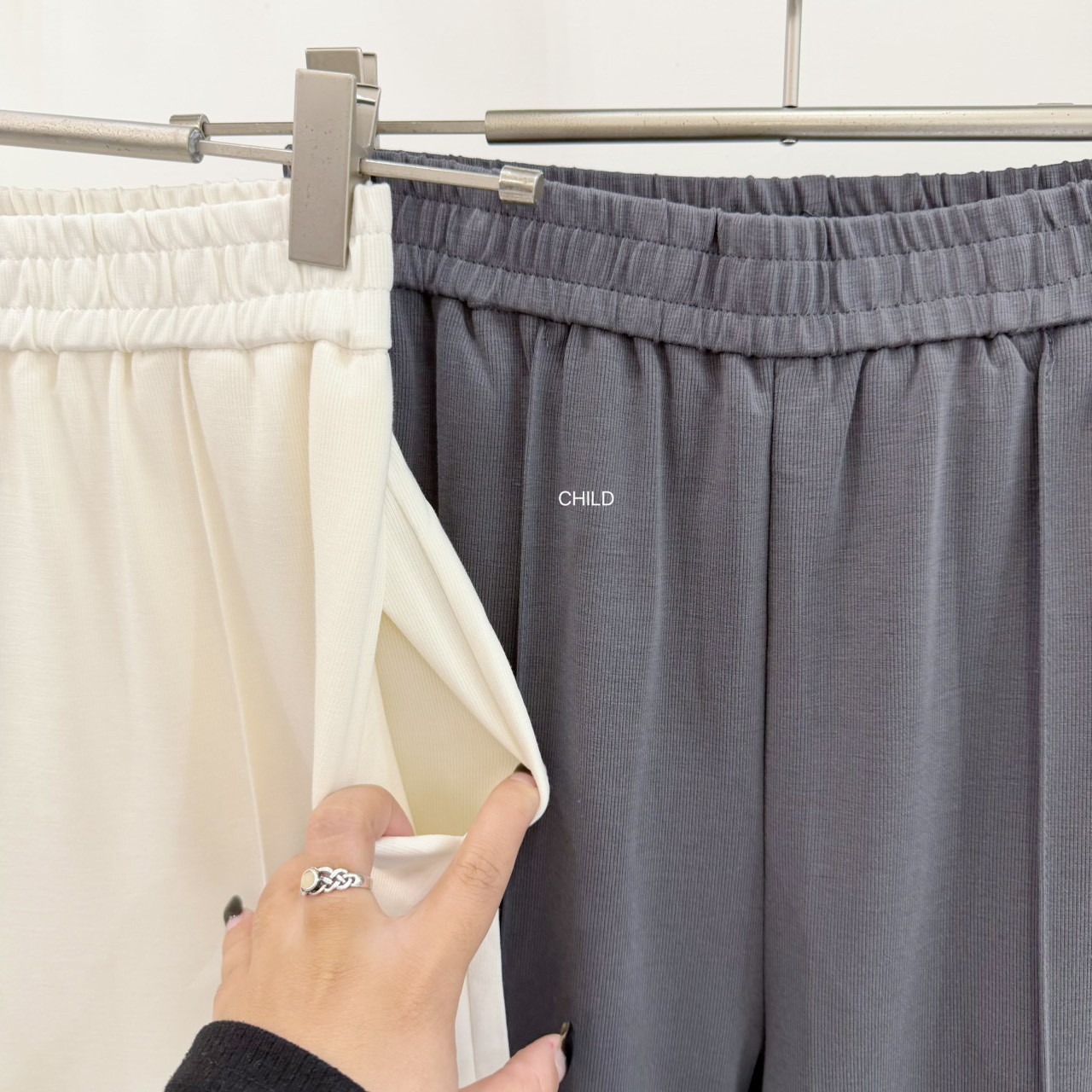 LINE_ALBUM_4-2新品平拍_260413_217